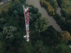 Picture of the Saclay atmospheric observation station from above in a green landscape 